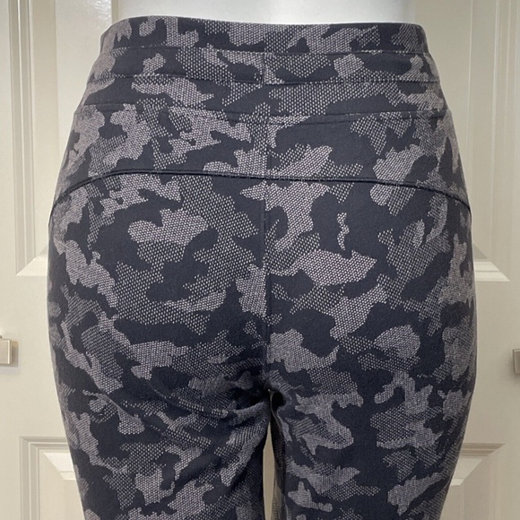 Lululemon Ready to Rulu Jogger sz 4 Heritage Camo Jacquard Black Lunar Rock - Picture 7 of 8